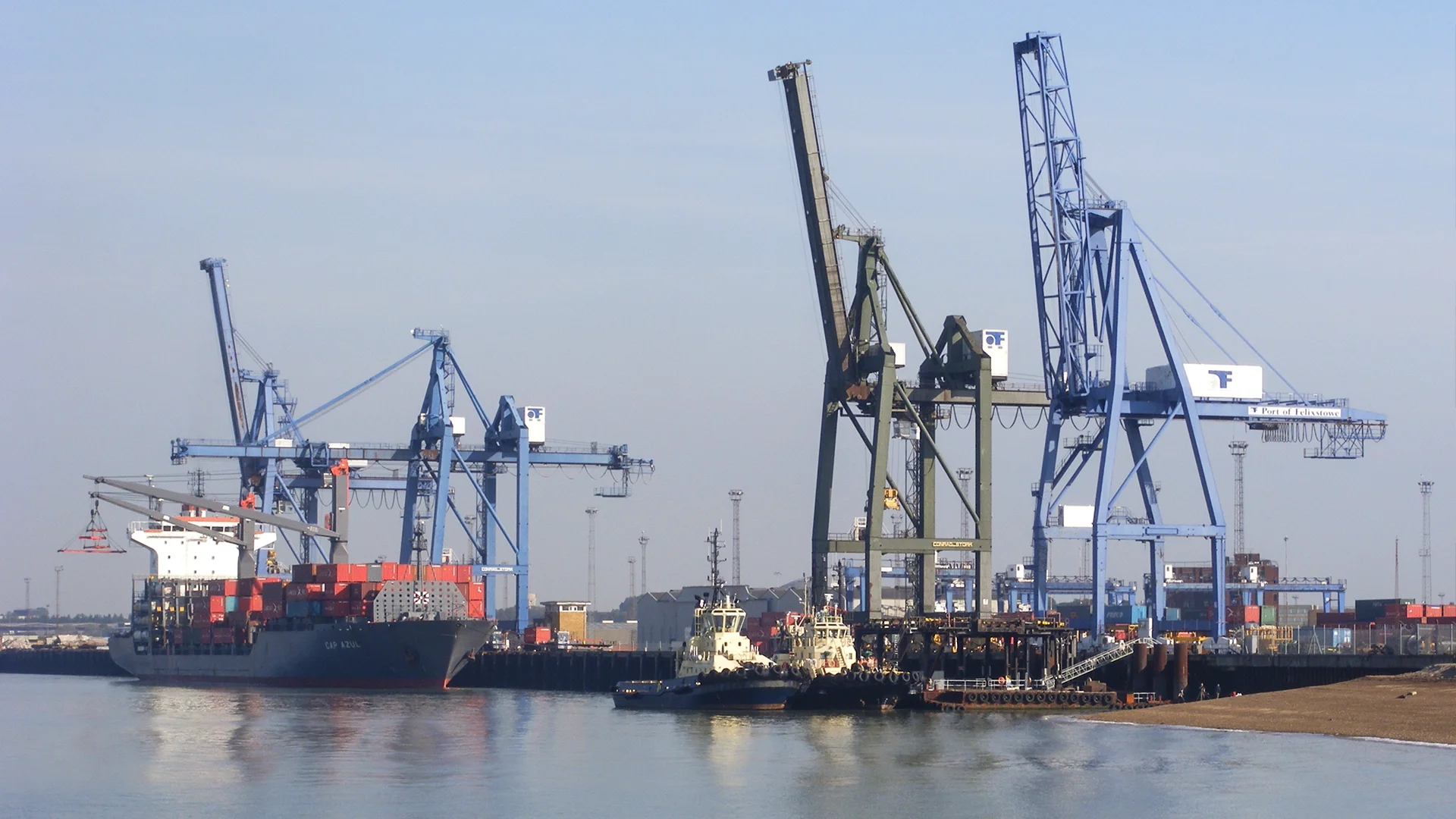 Container Haulage Felixstowe to St Albans